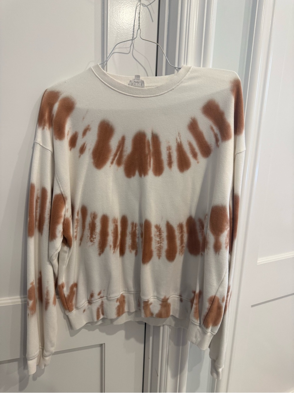 Urban Outfitters White Crewneck Sweatshirt with Brown Tie-Dye
